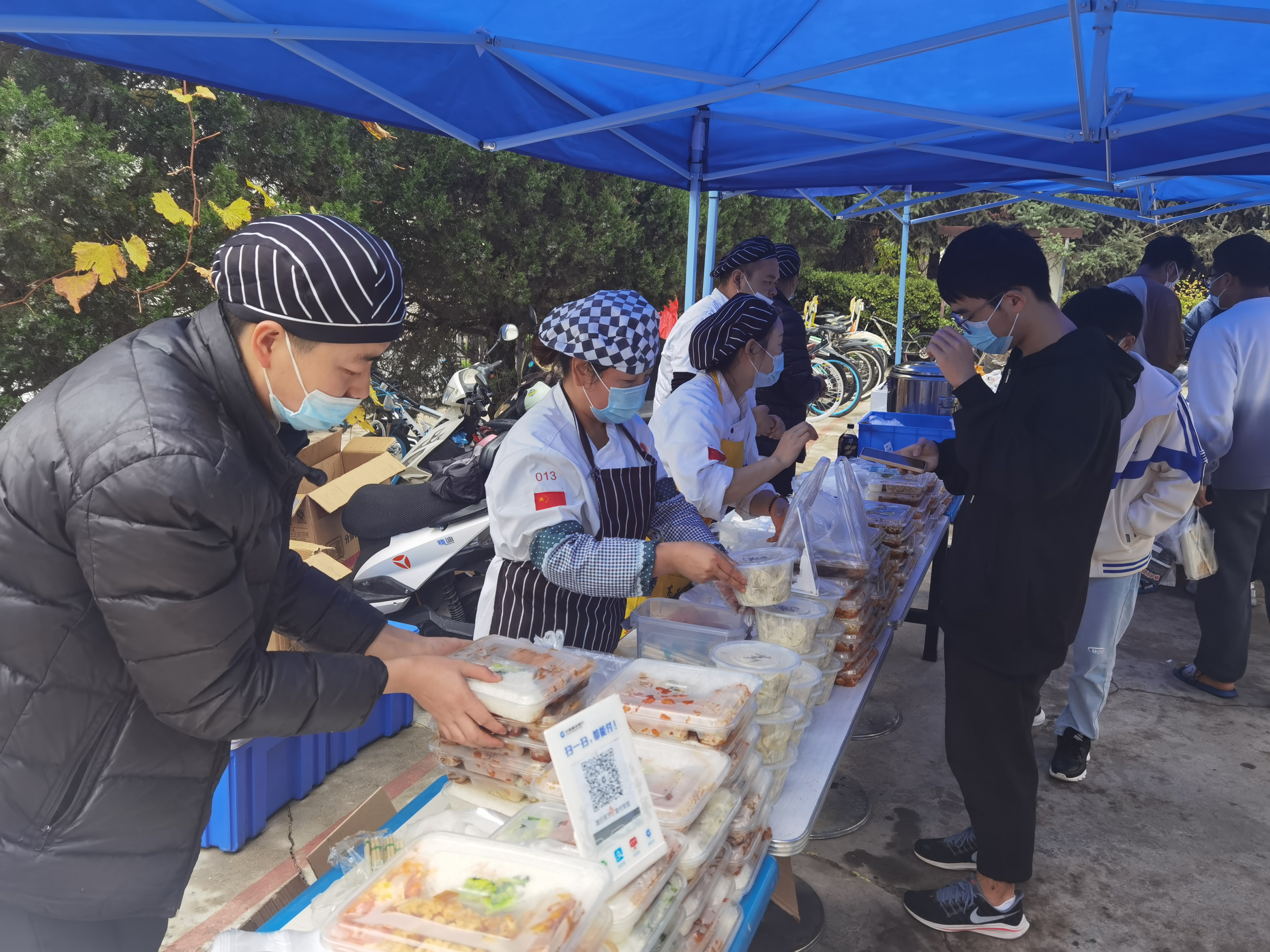 11.3更有力度 更有溫度 更有效率——天水師范學院師生同心防疫守衛無疫校園 (4).jpg