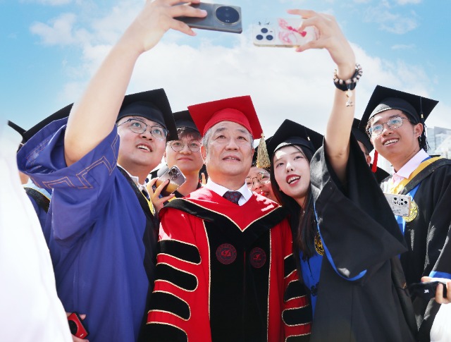 畢業典禮現場。學校供圖.jpg