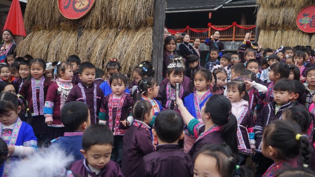 猜歌謎搶答環節2(拍攝作者:胡環玉).JPG 猜歌謎搶答環節2(拍攝作者:胡環玉).JPG